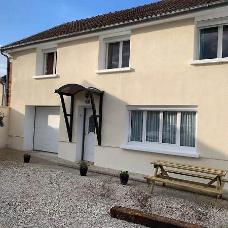 Mirroir En Champagne, Jusque 10 Voyageurs Boursault