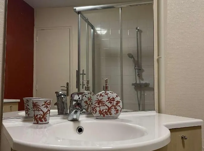 Mirroir En Champagne, Jusque 10 Voyageurs